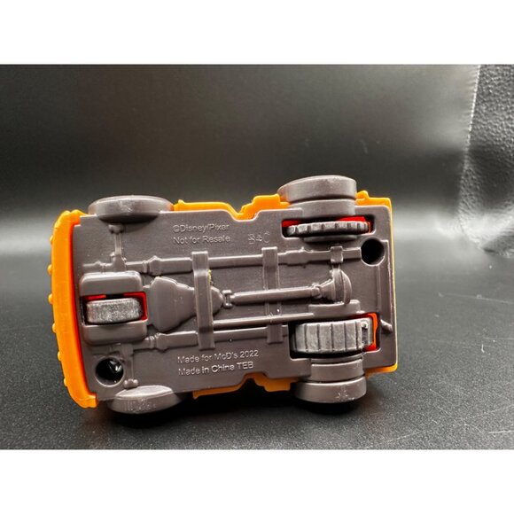 Disney Pixar Cars On the Road Tow Mater Toy Truck Figure McDonald’s Kids Meal - Picture 9 of 15